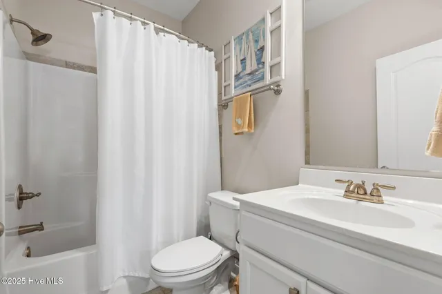 $2,200 | 1801 Wildwood Court Southwest, Ocean Isle Beach, NC 28469