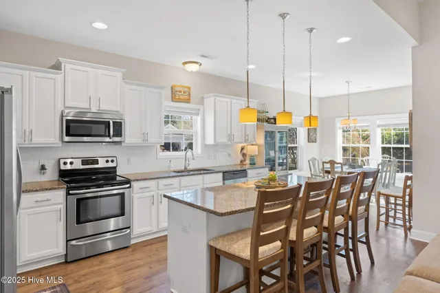 $2,200 | 1801 Wildwood Court Southwest, Ocean Isle Beach, NC 28469