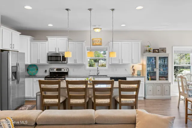 $2,200 | 1801 Wildwood Court Southwest, Ocean Isle Beach, NC 28469