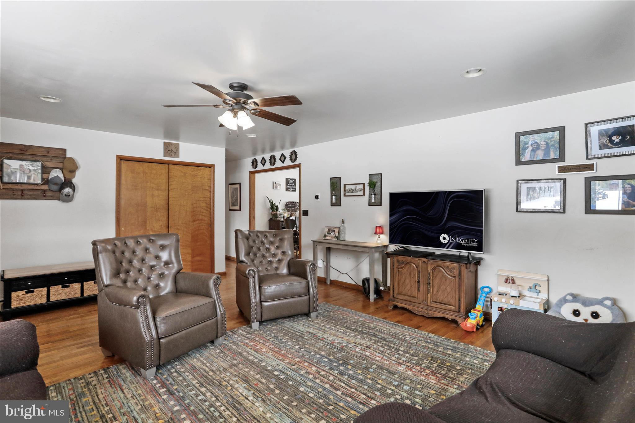 107 Shade Hollow Road Grantsville, MD 21536 - Photo 6 of 38