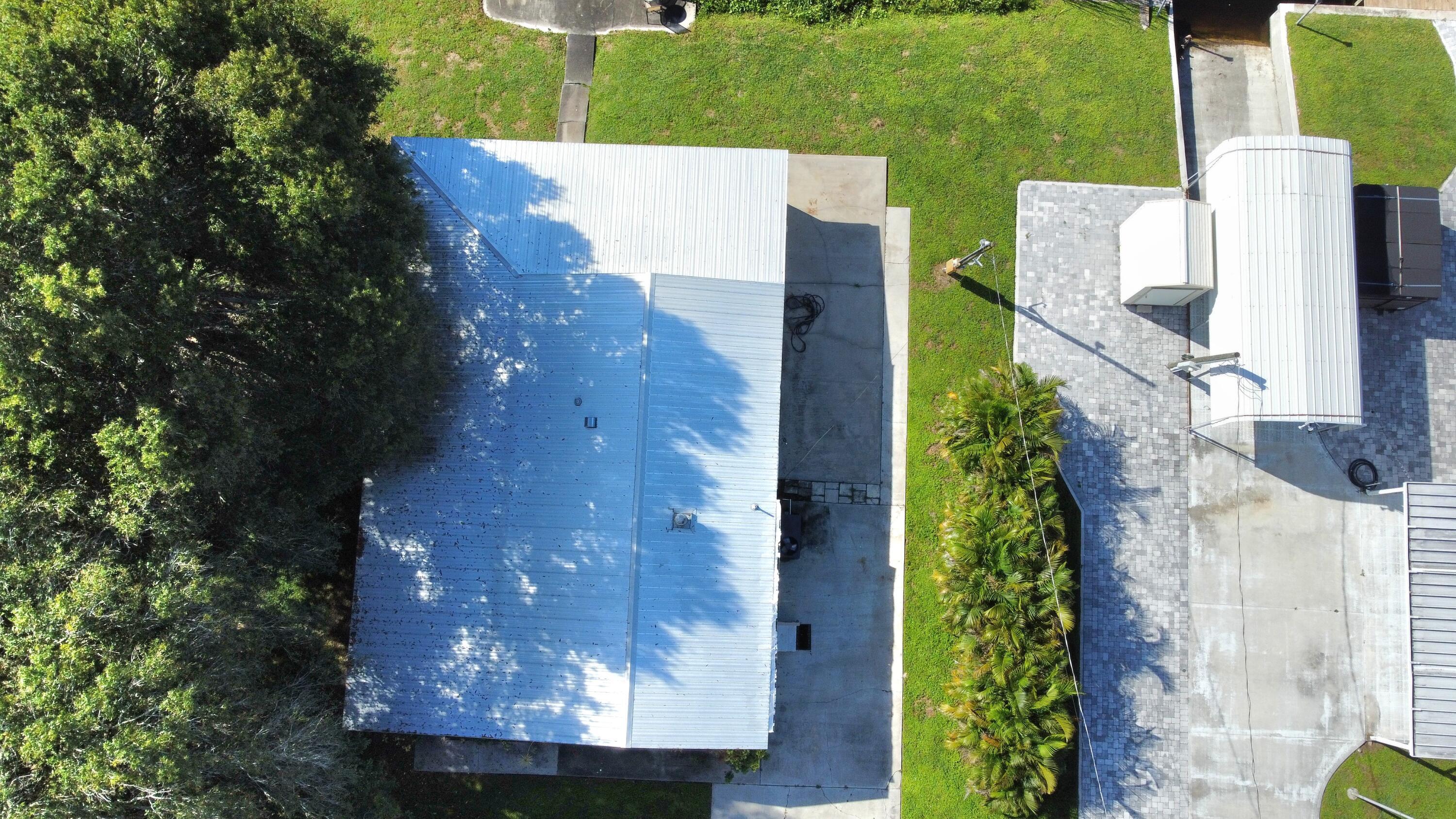 2612 Southeast 29th Street Okeechobee, FL 34974 - Photo 10 of 46 dji_fly_20250925_100752_80_1758809360015