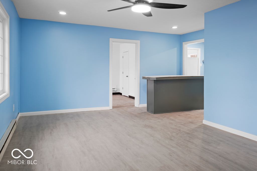 6255 Raleigh Drive Indianapolis, IN 46219 - Photo 4 of 25