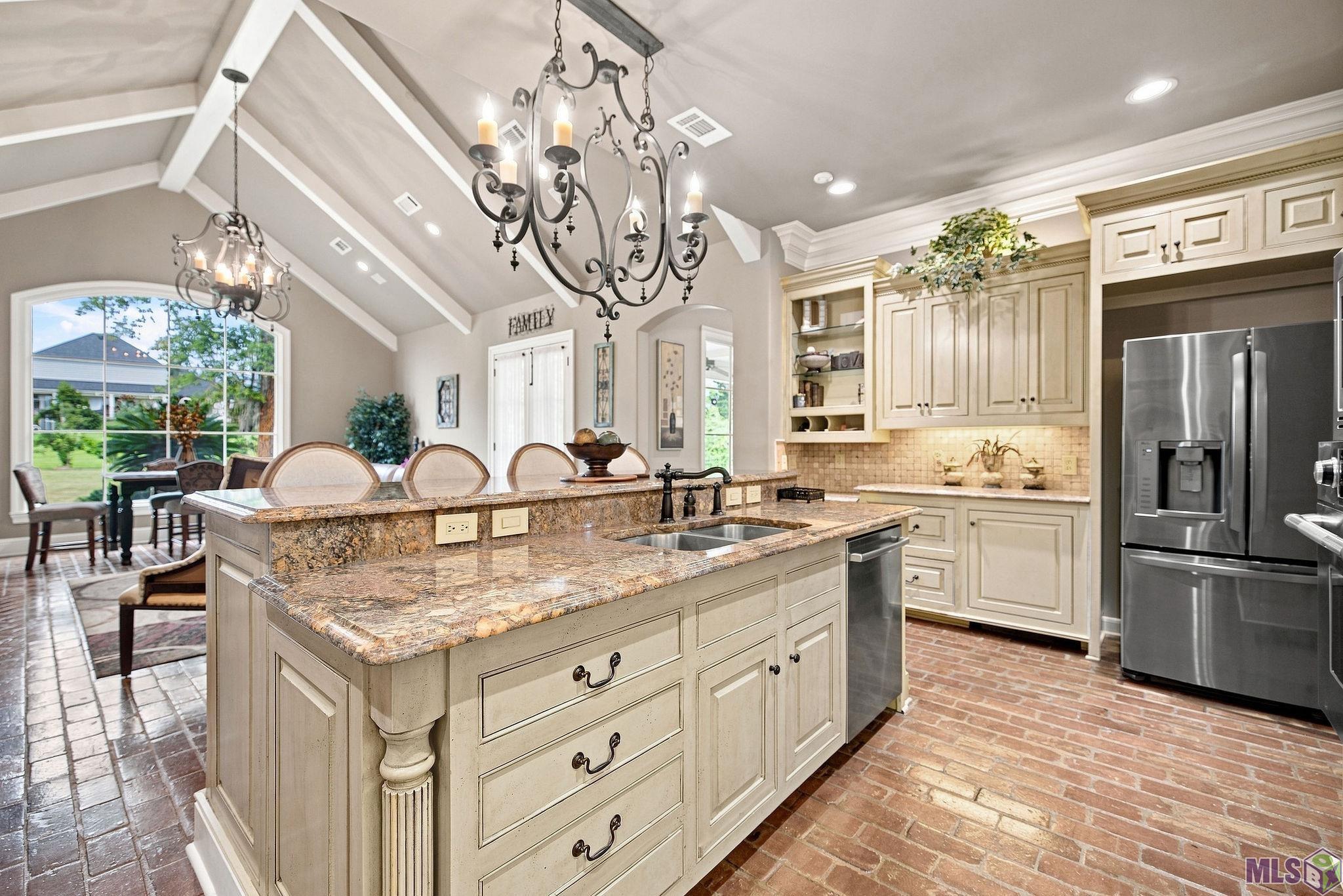 18764 Perkins Road Prairieville, LA 70769 - Photo 17 of 60 Gallery Image 17