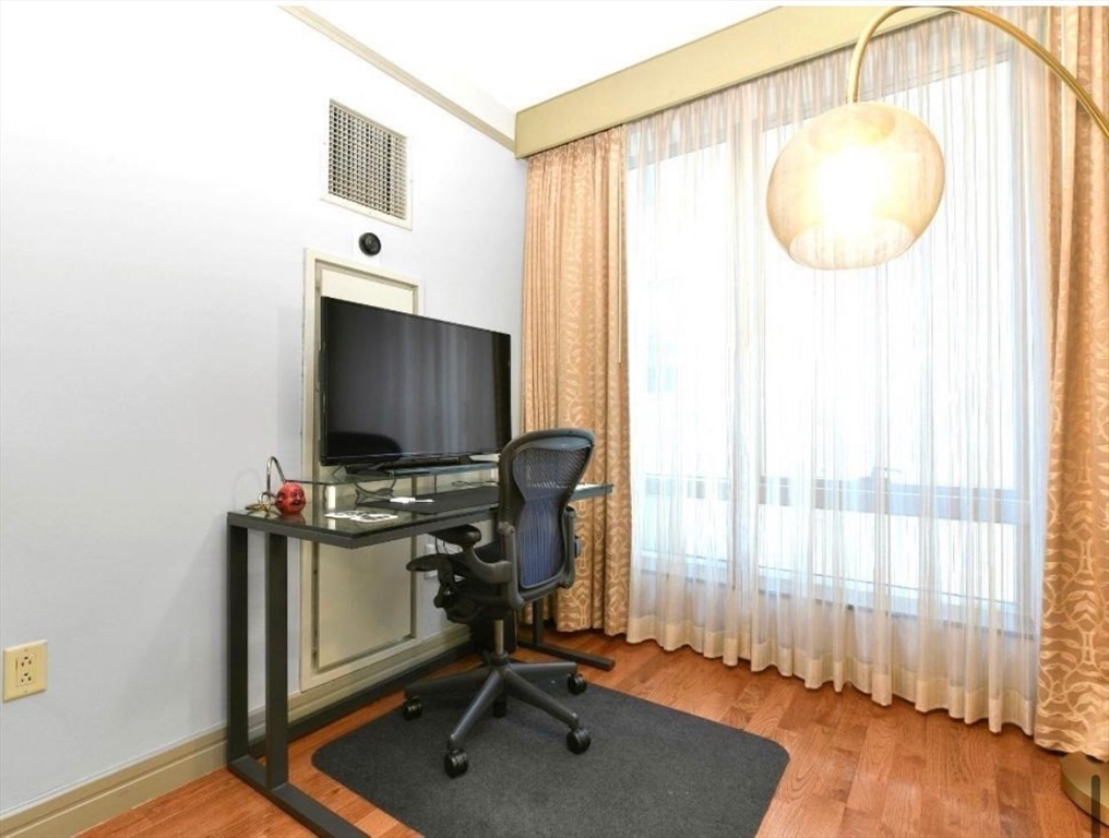3 Avery Street, Unit 703 Boston, MA 02111 - Photo 11 of 13