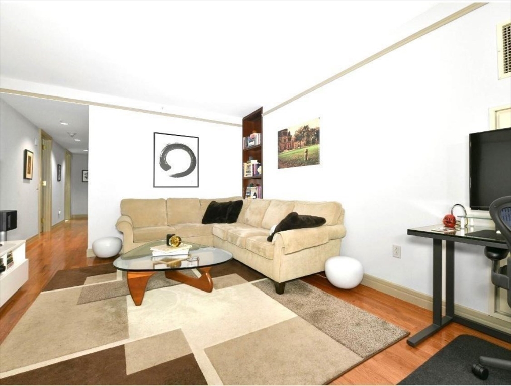 3 Avery Street, Unit 703 Boston, MA 02111 - Photo 4 of 13