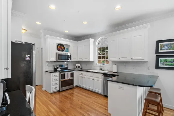 $549,000 | 204 South Staghorn Lane, Greer, SC 29650
