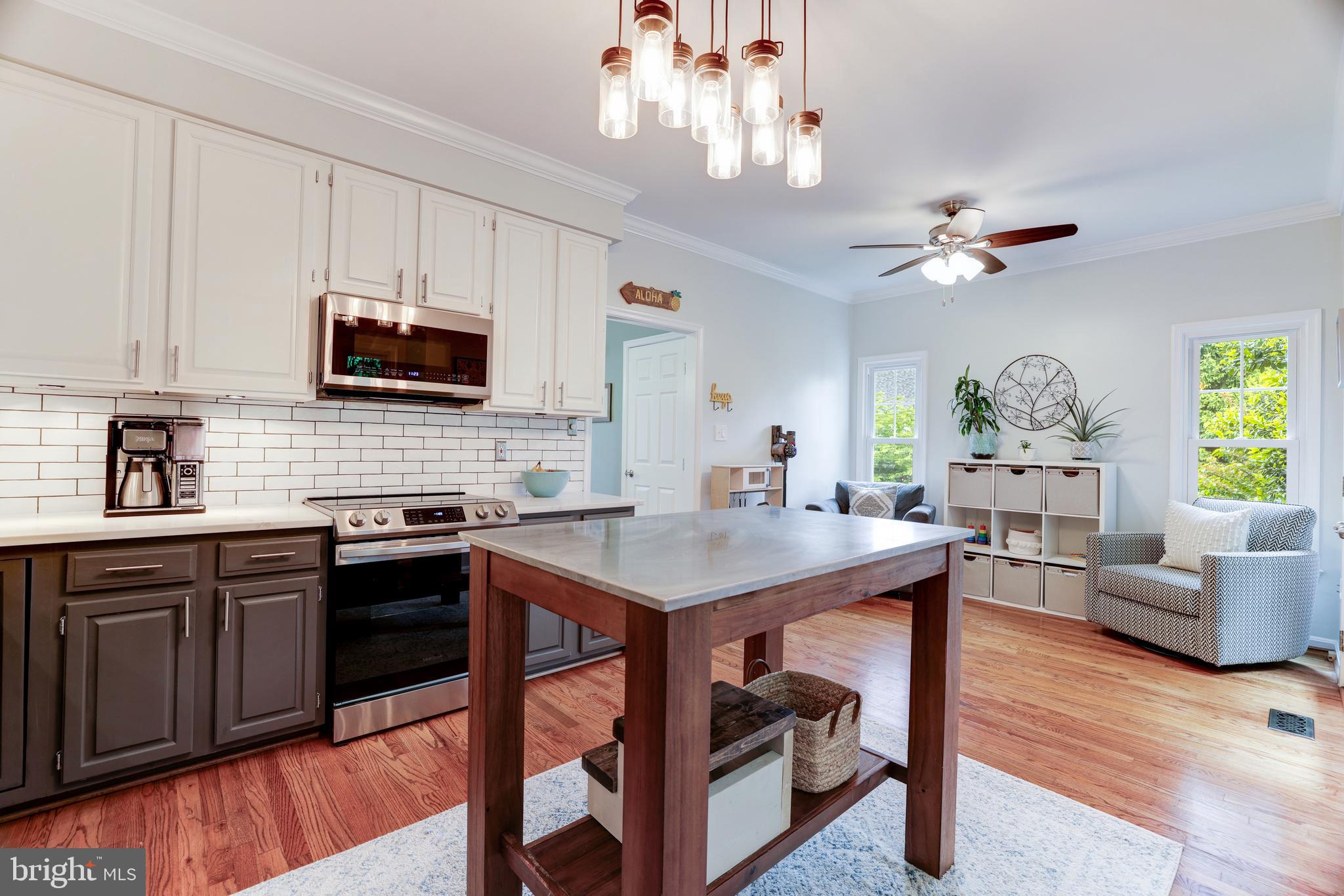 1264 Weatherstone Court Reston, VA 20194 - Photo 9 of 46