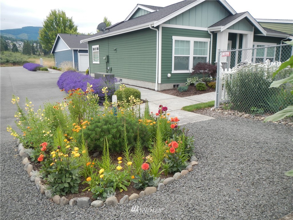 372 East Maple Street Sequim, WA 98382 - Photo 4 of 13 Gallery Image 4