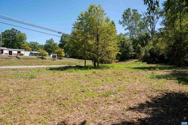 $325,000 | 2062 East Side Highway, Crimora, VA 24431