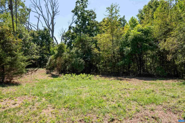 $325,000 | 2062 East Side Highway, Crimora, VA 24431