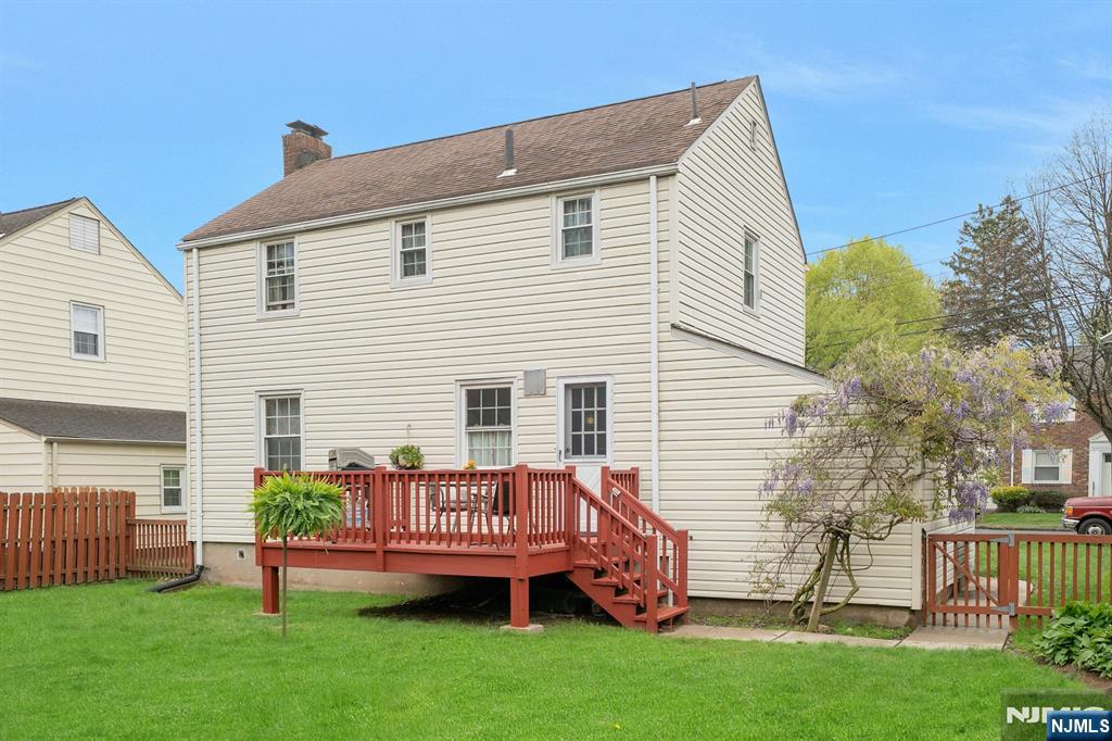 17 Brookdale Road Bloomfield, NJ 07003 - Photo 25 of 27 a view of a house with a backyard