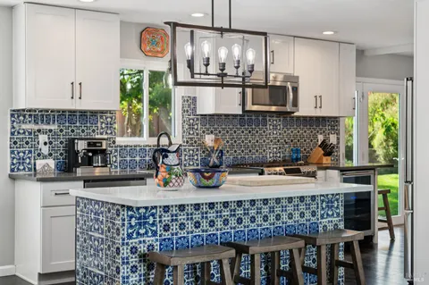 $1,375,000 | 385 San Carlos Way, Novato, CA 94945