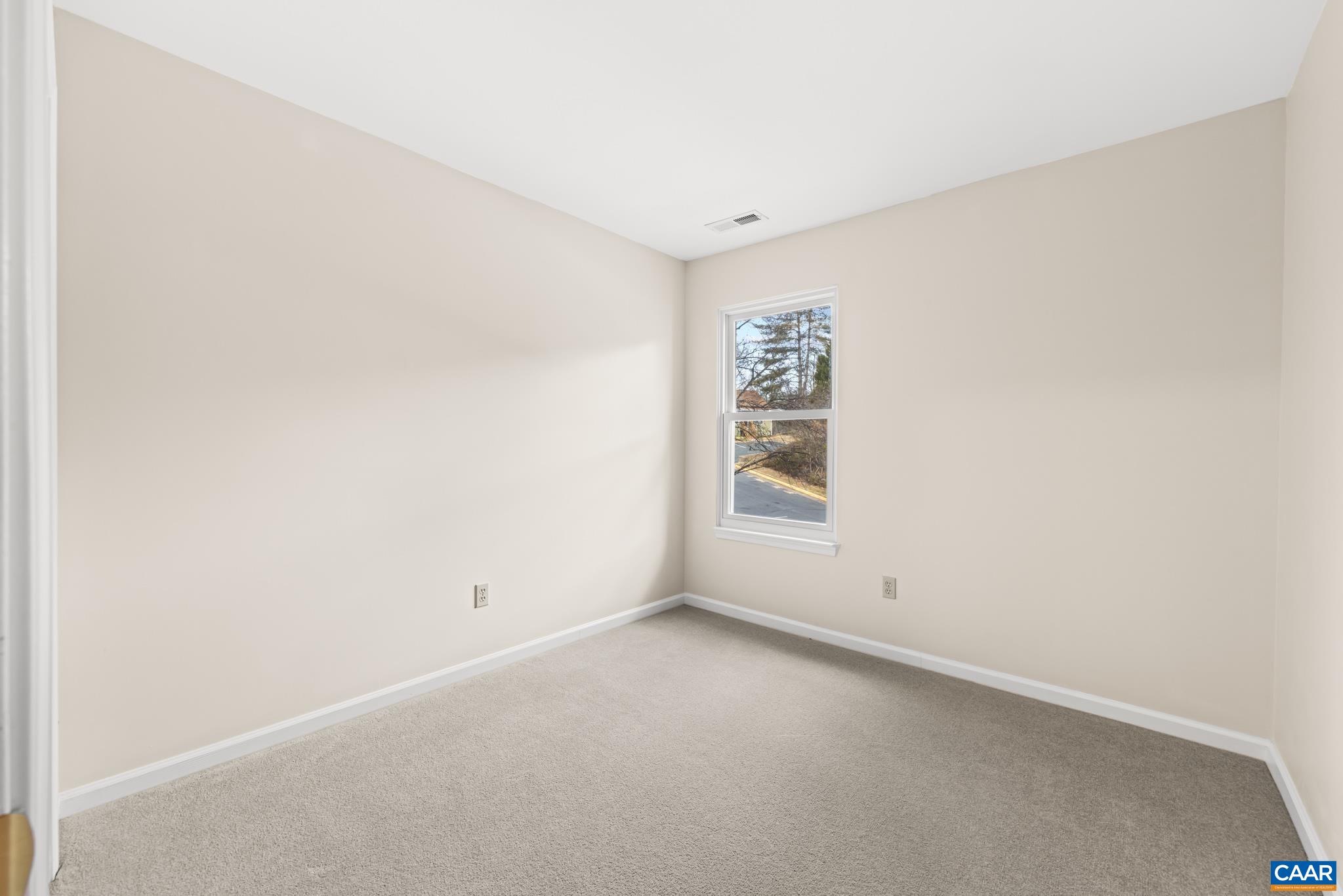 919 Stonehenge Road Charlottesville, VA 22901 - Photo 19 of 34