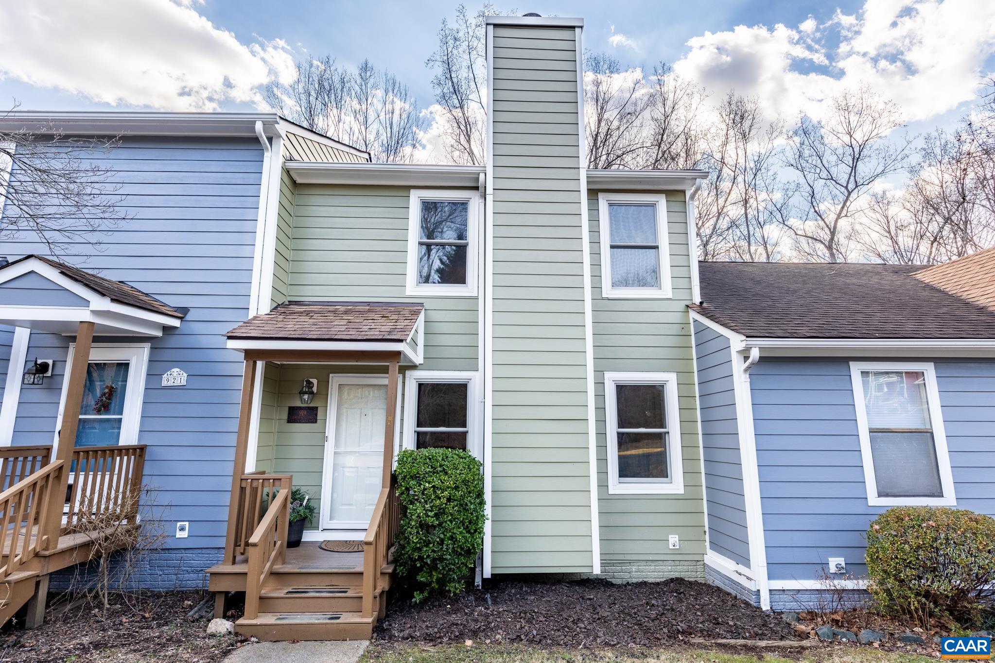 919 Stonehenge Road Charlottesville, VA 22901 - Photo 2 of 34