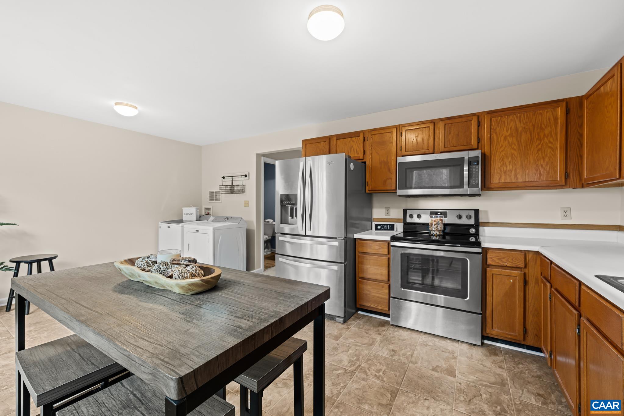 919 Stonehenge Road Charlottesville, VA 22901 - Photo 7 of 34