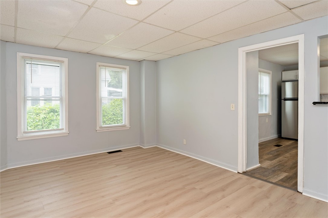 34 Dugan Place Rochester, NY 14612 - Photo 13 of 38