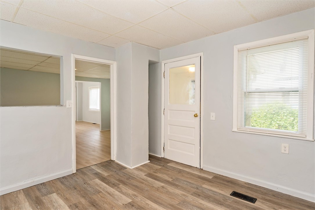 34 Dugan Place Rochester, NY 14612 - Photo 17 of 38