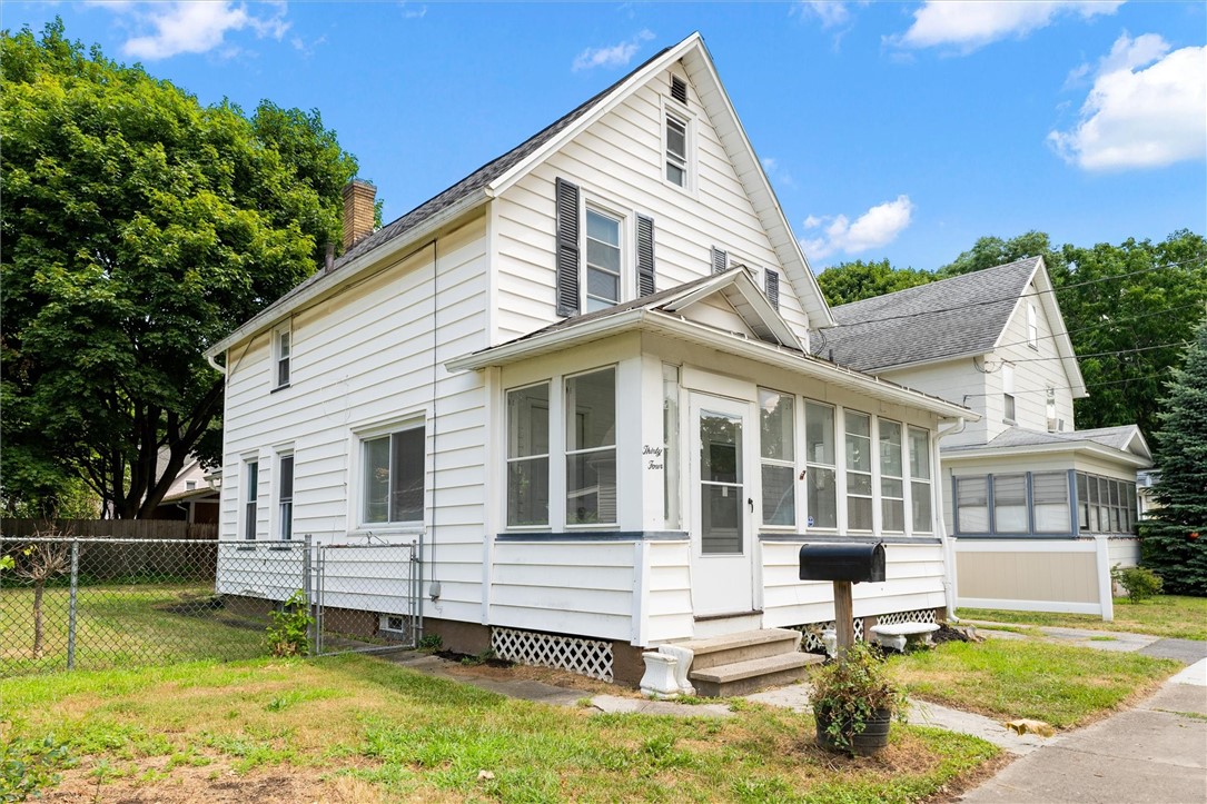 34 Dugan Place Rochester, NY 14612 - Photo 2 of 38