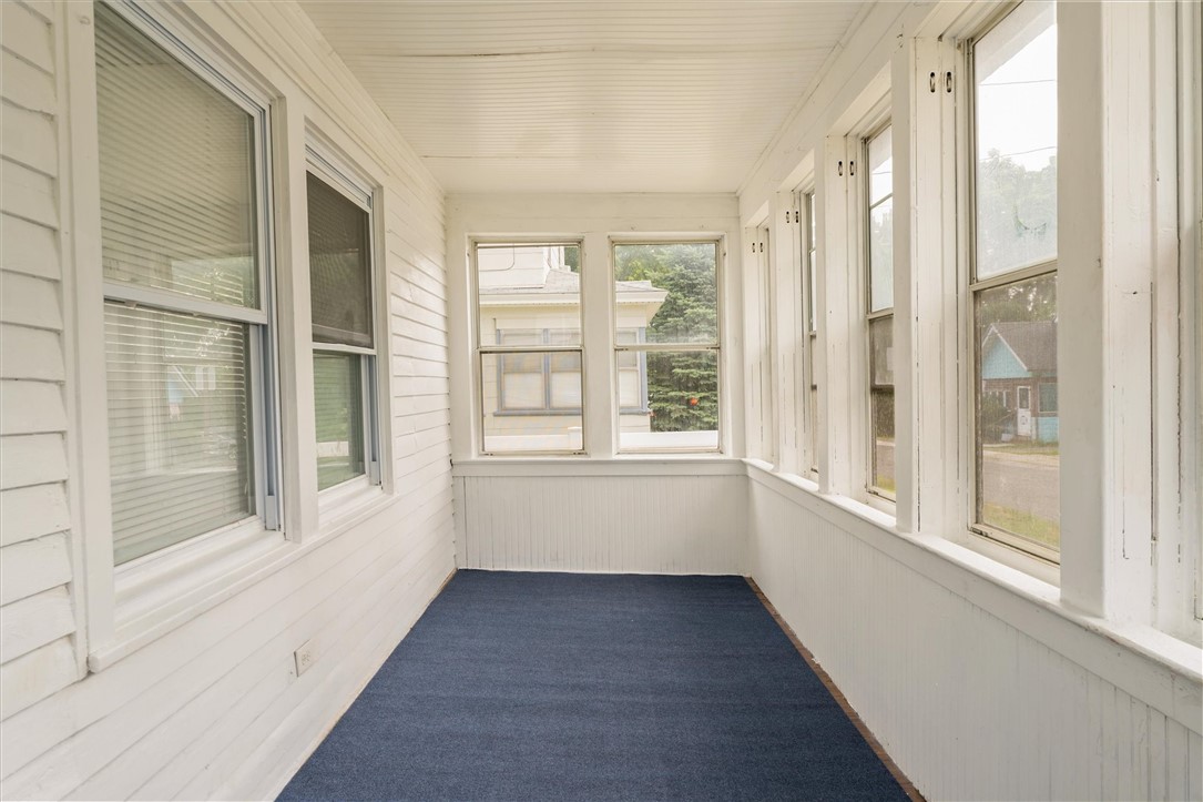 34 Dugan Place Rochester, NY 14612 - Photo 27 of 38