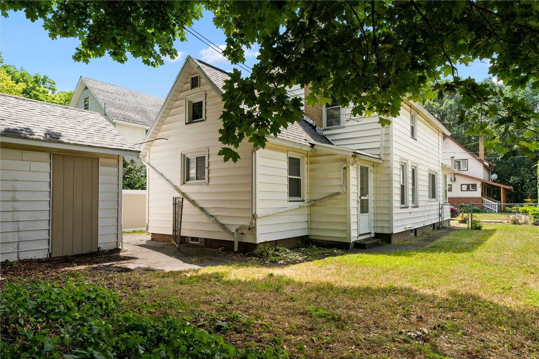 34 Dugan Place Rochester, NY 14612 - Photo 35 of 38