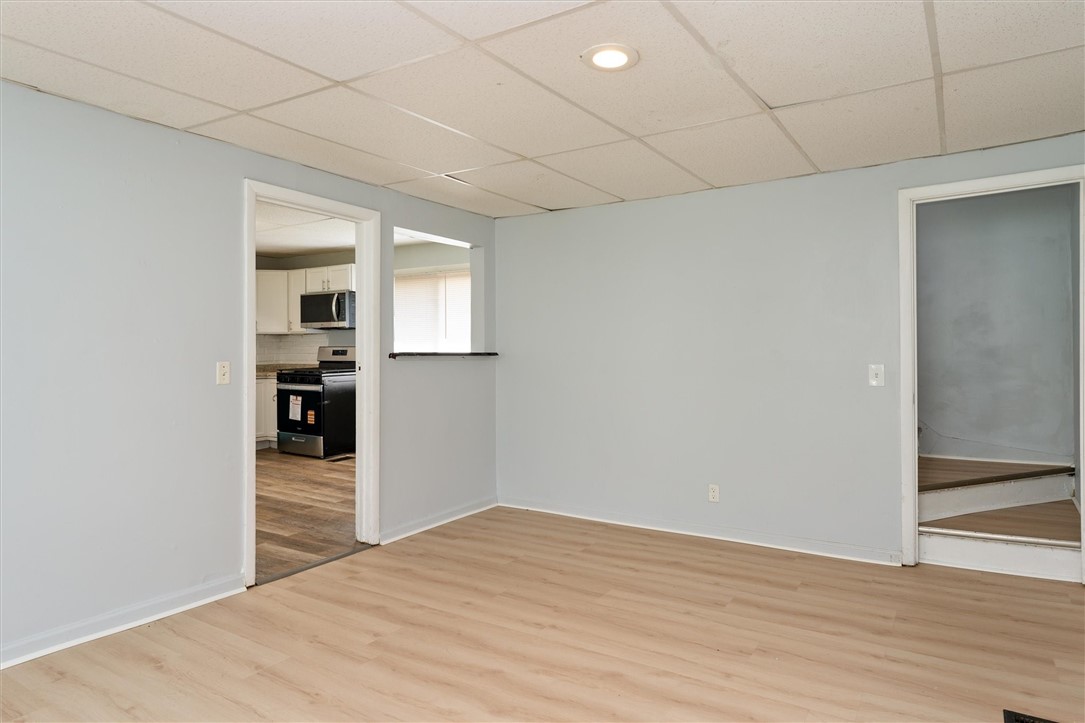 34 Dugan Place Rochester, NY 14612 - Photo 10 of 38