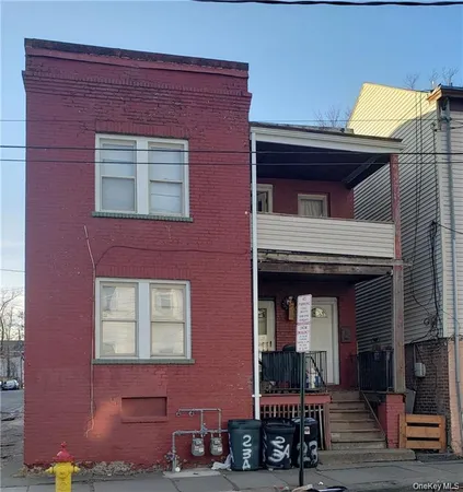 $280,000 | 23 City Terrace, Unit A, Newburgh, NY 12550
