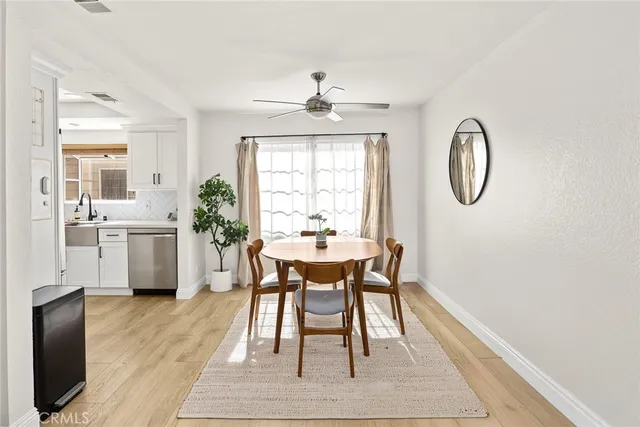 $738,000 | 154 North Meridith Avenue, Unit 8, Pasadena, CA 91106