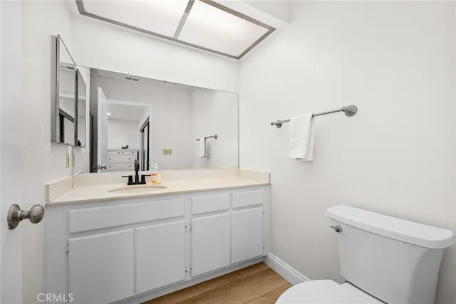 $738,000 | 154 North Meridith Avenue, Unit 8, Pasadena, CA 91106