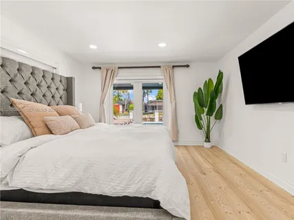 $1,150,000 | 1701 Southwest 3rd Avenue, Pompano Beach, FL 33060