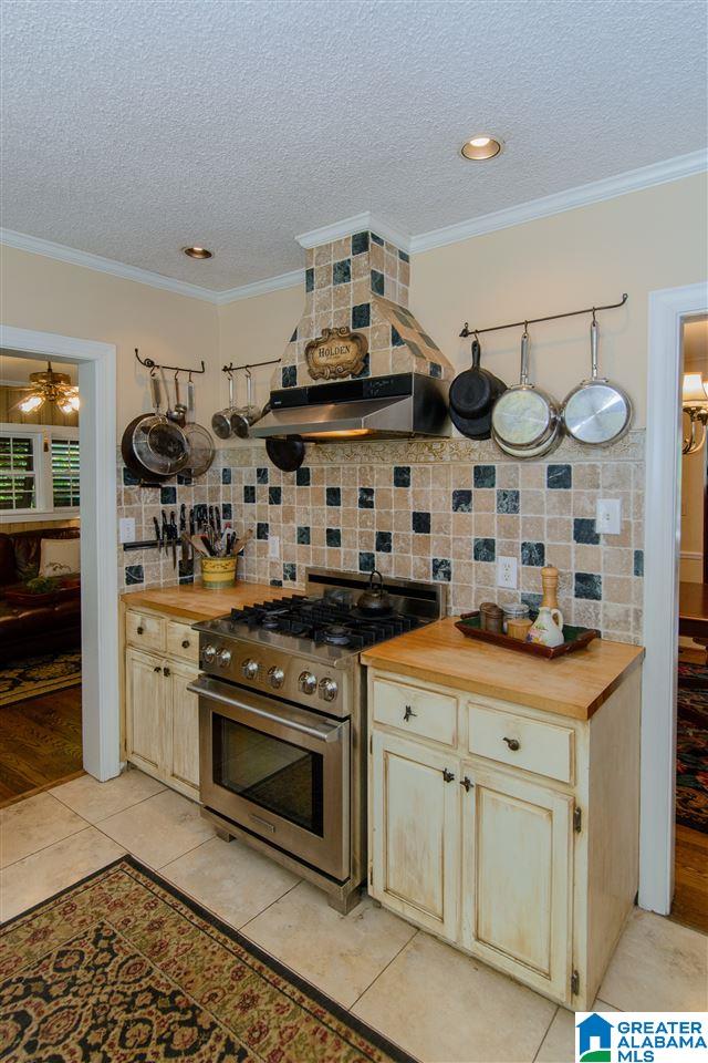 1724 Saulter Road Homewood, AL 35209 - Photo 13 of 49