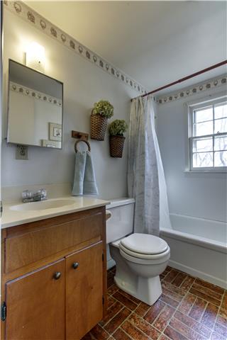 608 Riverside Drive Columbia, TN 38401 - Photo 11 of 16 Gallery Image 11