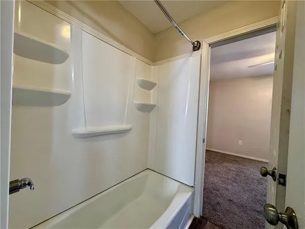 $1,400 | 54 Carriage Lane, Unit B, Destrehan, LA 70047