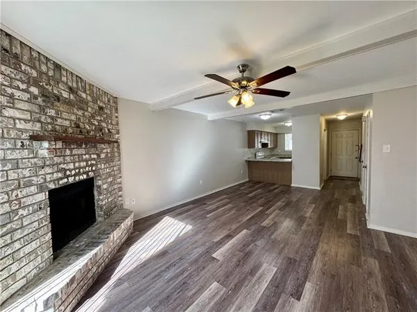 $1,400 | 54 Carriage Lane, Unit B, Destrehan, LA 70047
