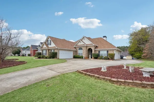 $364,900 | 128 Moss Pointe Drive, McDonough, GA 30253