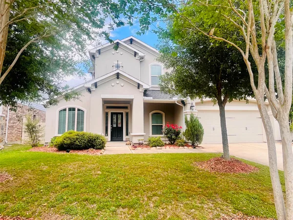 $3,500 | 127 Round Lake Drive, Rosenberg, TX 77469