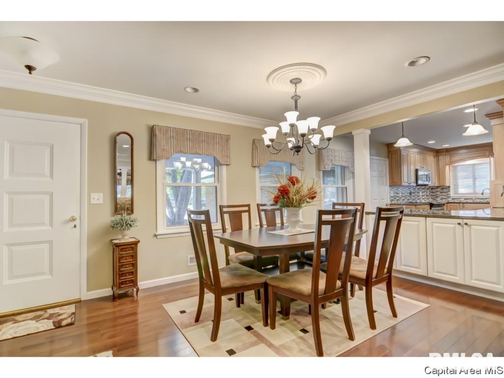 7 Wildwood Road Springfield, IL 62704 - Photo 5 of 35