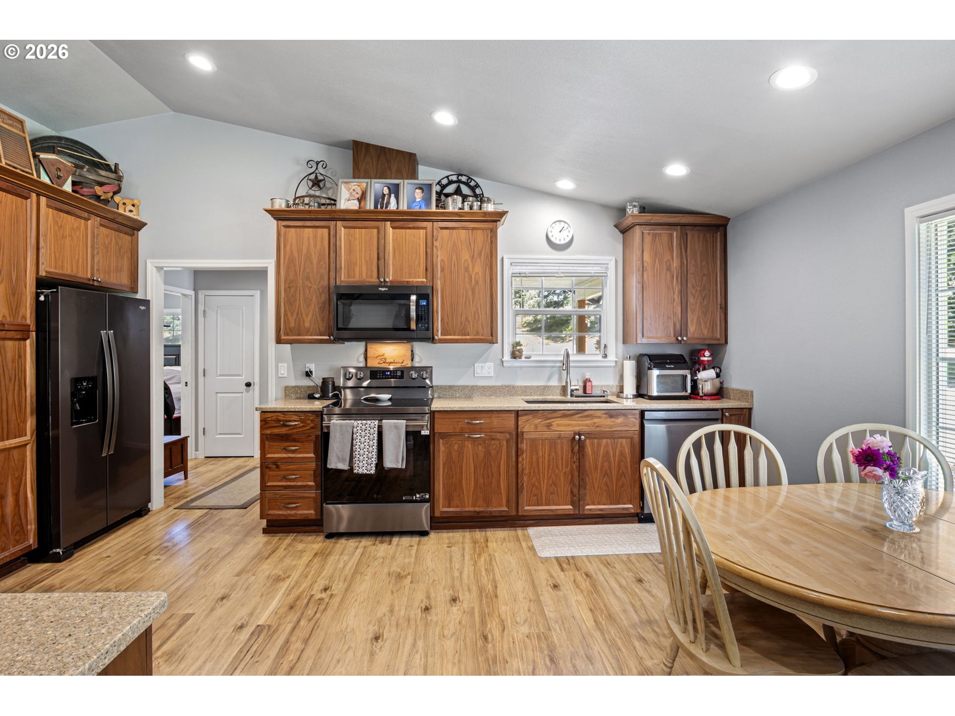 1462 Schad Road Elkton, OR 97436 - Photo 15 of 48 Kitchen