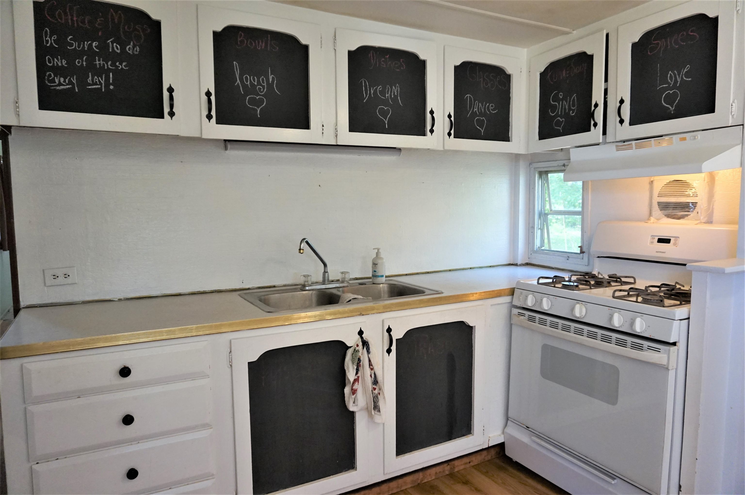 4920 Corey Road Mancelona, MI 49659 - Photo 10 of 22 1900660-9.JPG