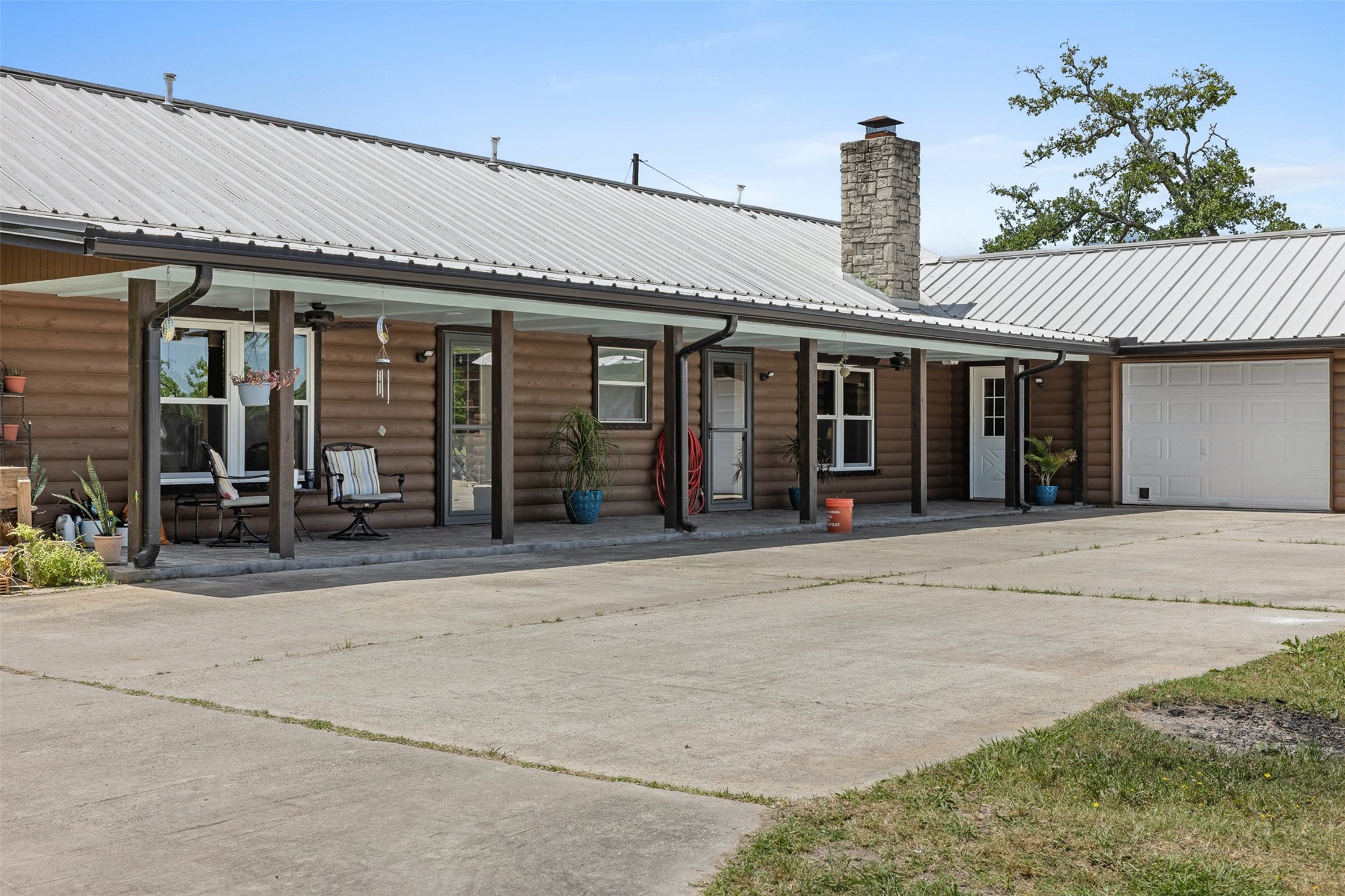 888 Tafelski Road New Waverly, TX 77358 - Photo 17 of 37