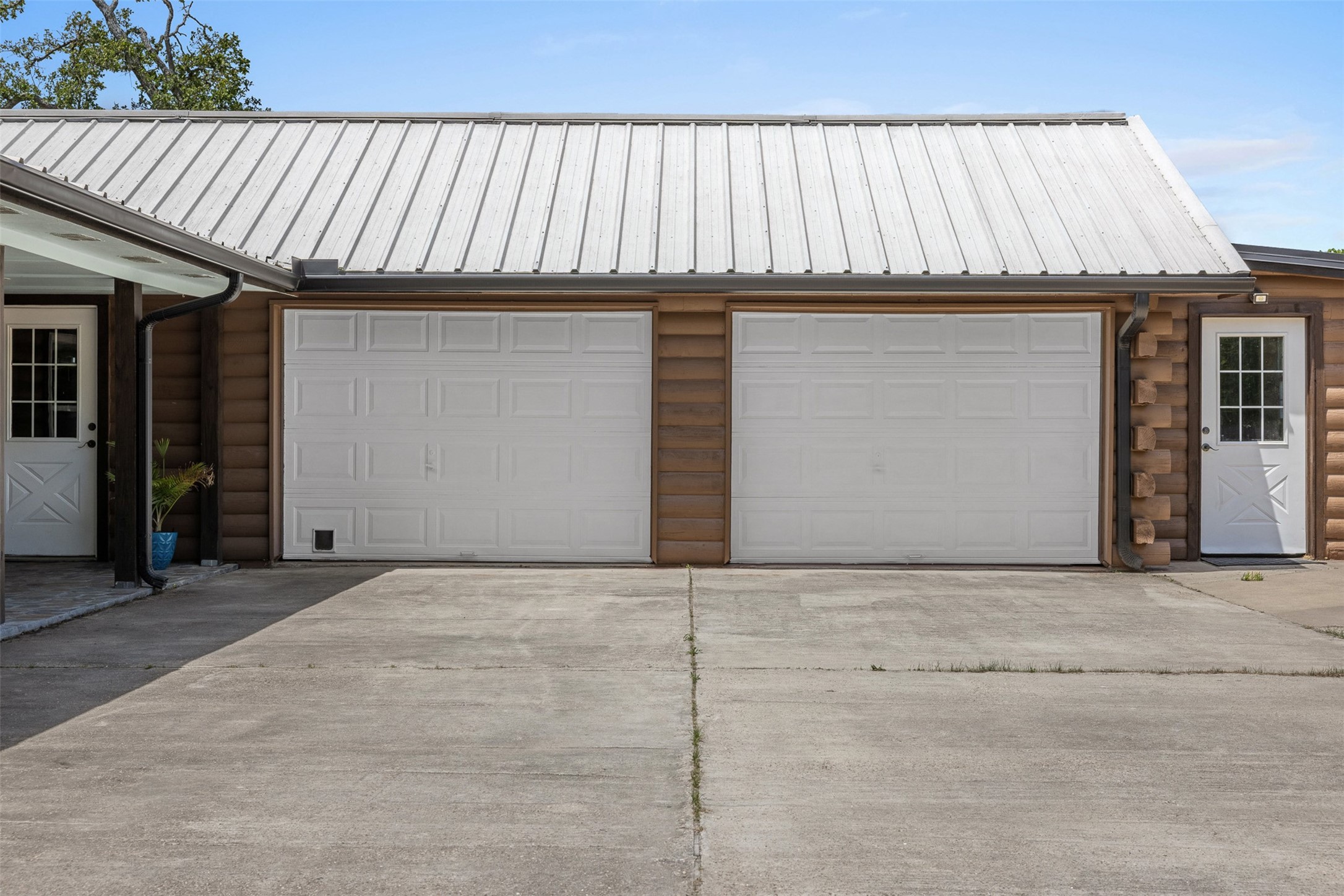 888 Tafelski Road New Waverly, TX 77358 - Photo 18 of 37