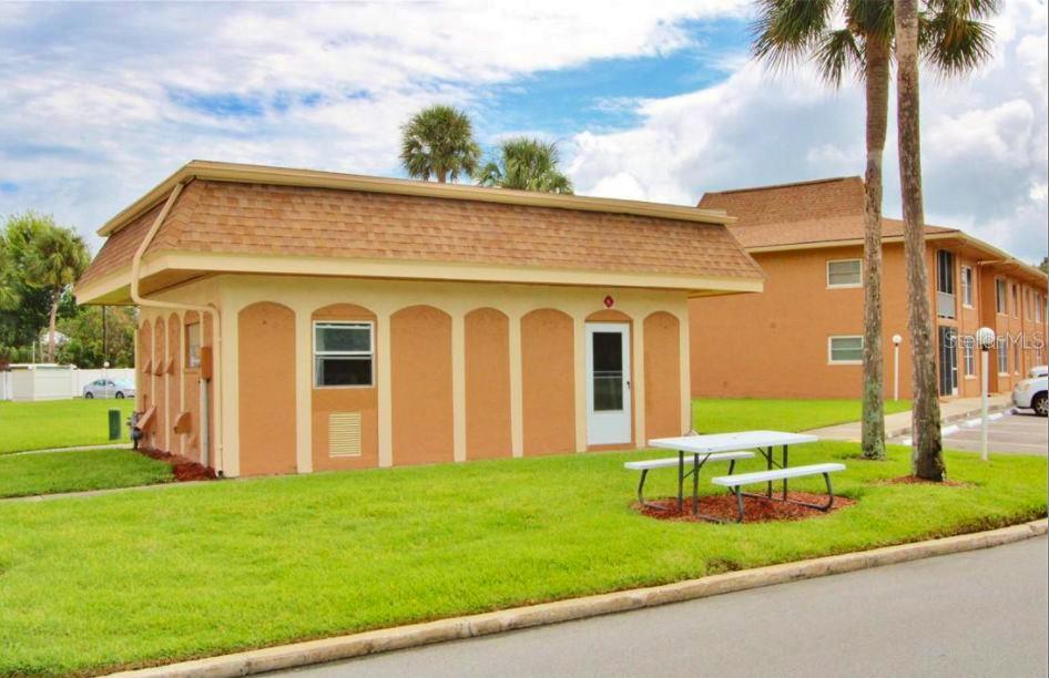 12760 Indian Rocks Road, Unit 1030 (FURNISHED) Largo, FL 33774 - Photo 54 of 83