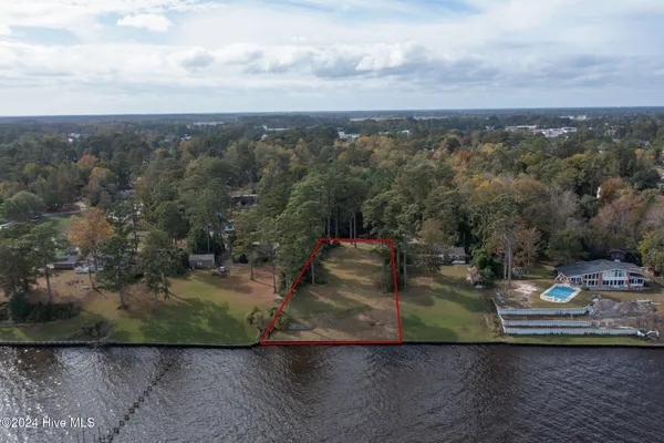 $425,000 | 2108 Neuse Cliffs Drive, New Bern, NC 28560