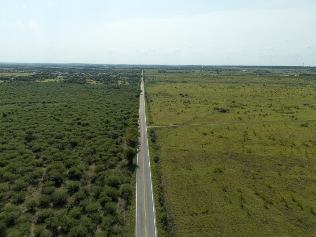 13506 Palmer Road Buda, TX 78610 - Photo 11 of 33 a view of a bathroom
