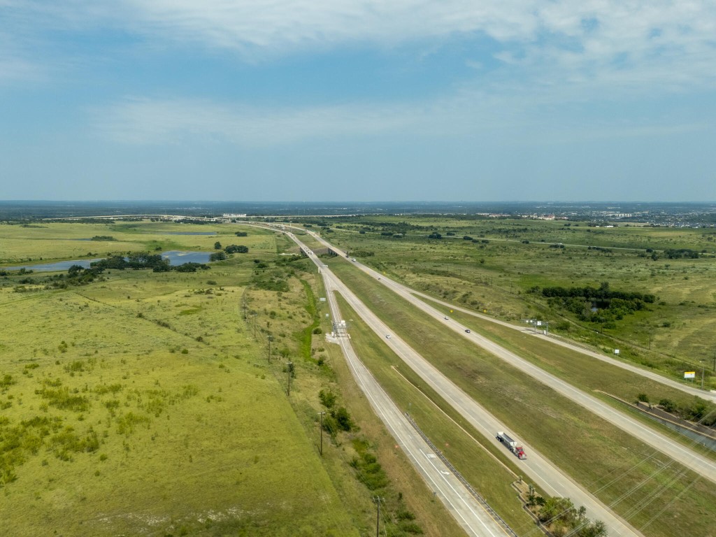 13506 Palmer Road Buda, TX 78610 - Photo 15 of 33 a view of an ocean view