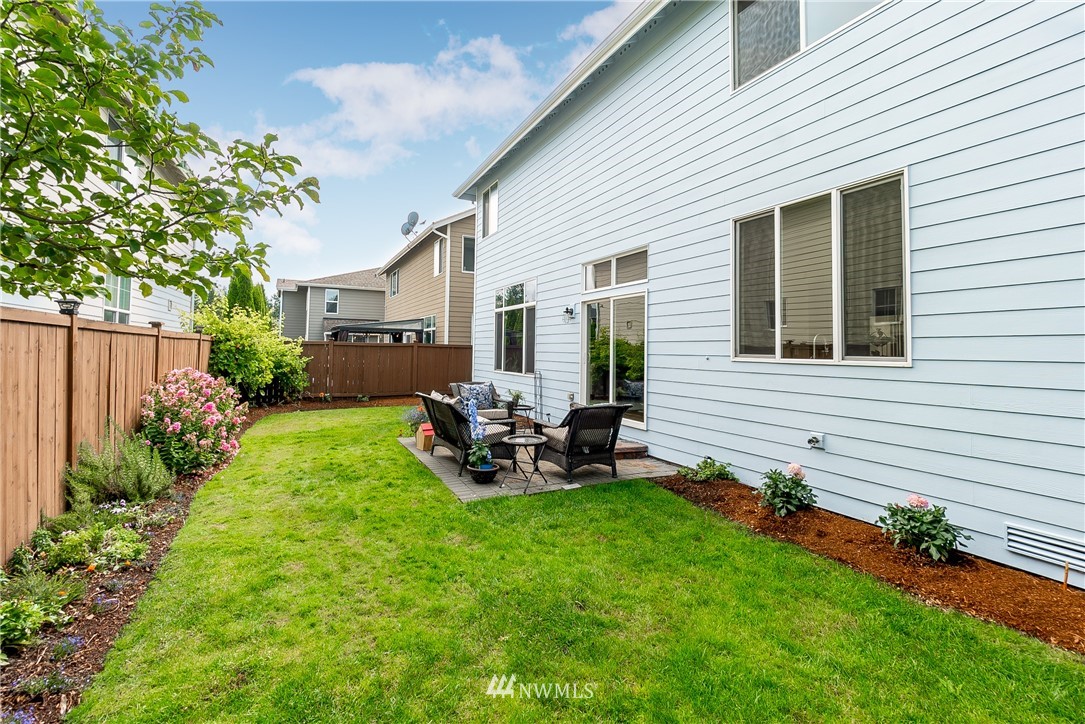 5102 Northeast 10th Street Renton, WA 98059 - Photo 24 of 28