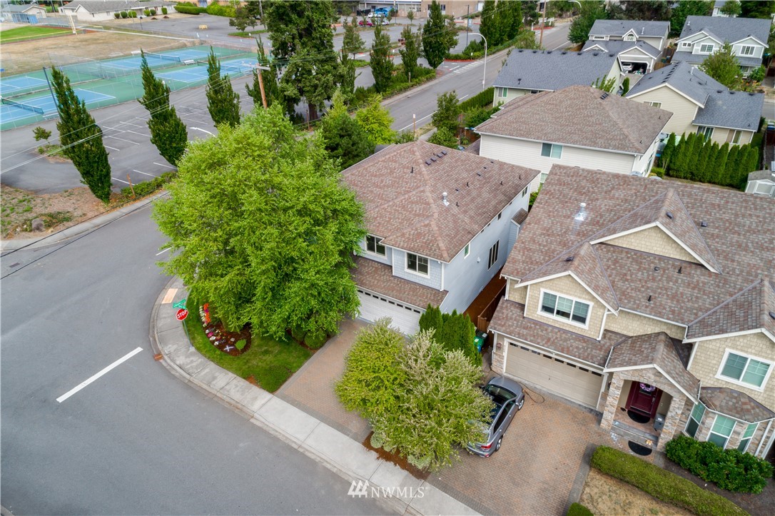 5102 Northeast 10th Street Renton, WA 98059 - Photo 27 of 28