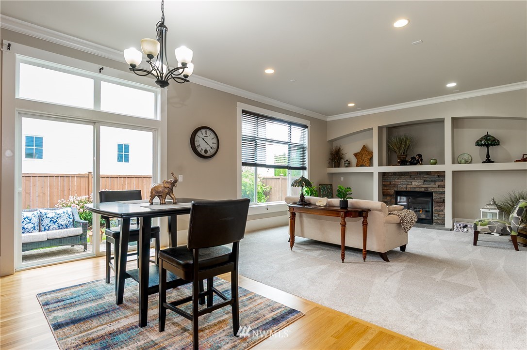 5102 Northeast 10th Street Renton, WA 98059 - Photo 6 of 28