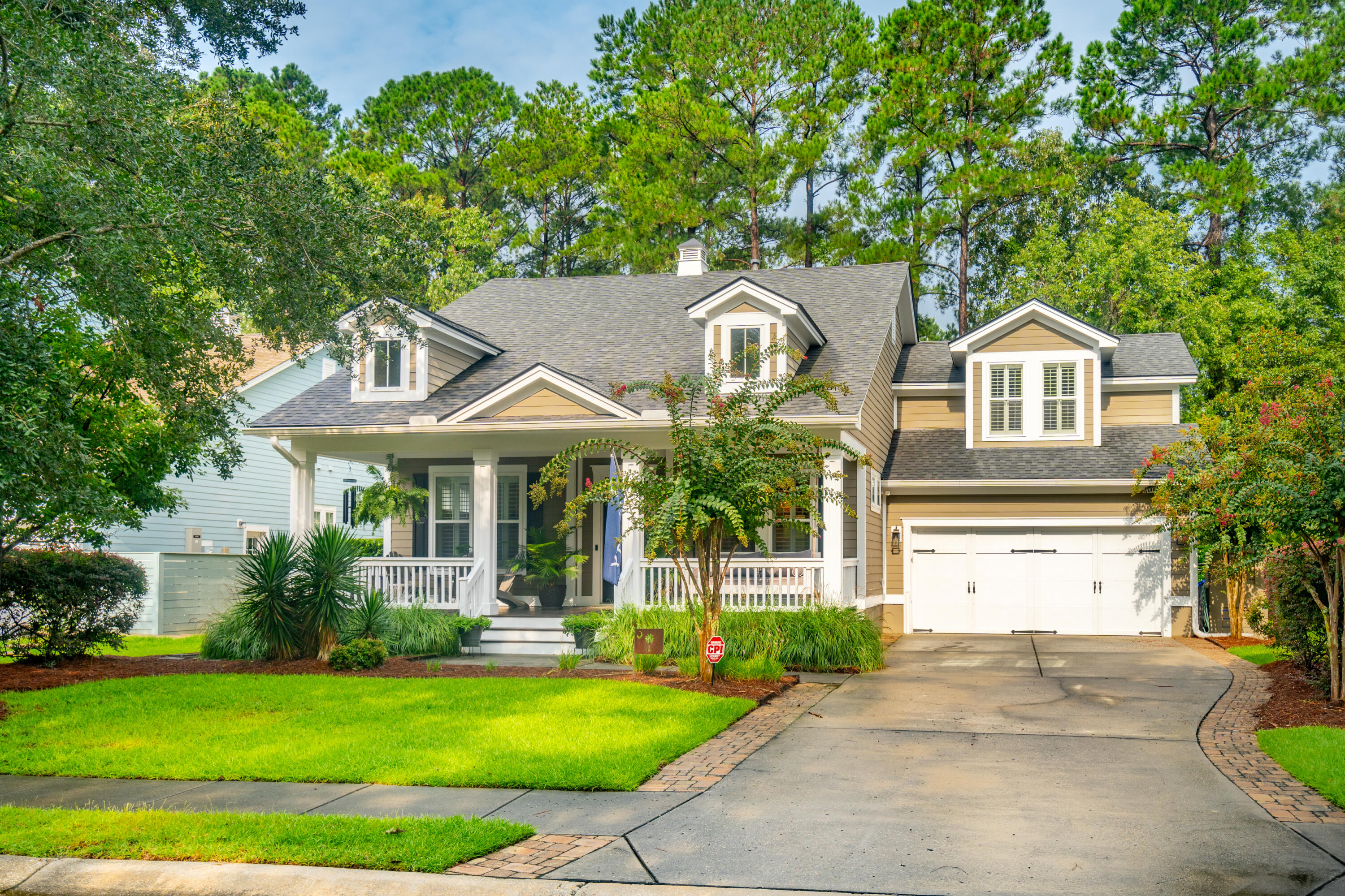 1860 Hall Point Road Mount Pleasant, SC 29466 - Photo 2 of 54 1860 Hall Point Road