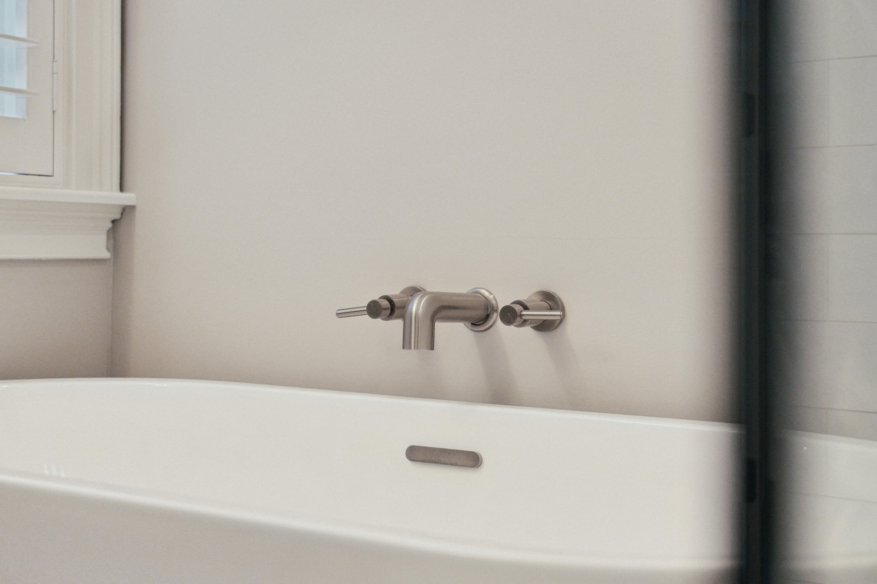 1860 Hall Point Road Mount Pleasant, SC 29466 - Photo 27 of 54 En-Suite Bathroom