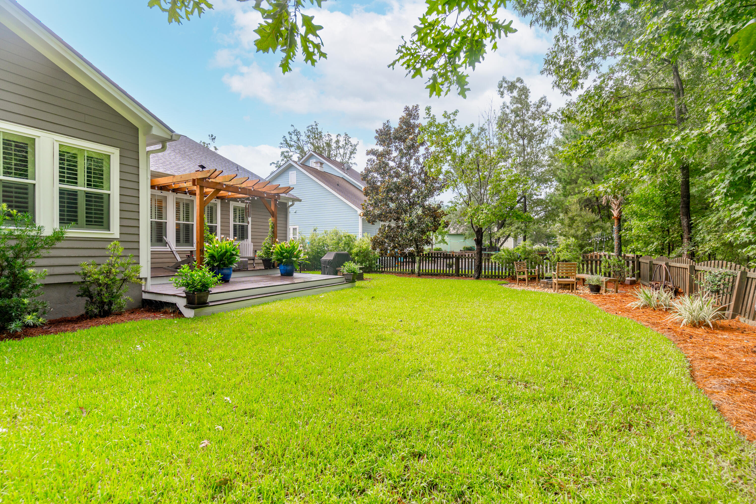 1860 Hall Point Road Mount Pleasant, SC 29466 - Photo 37 of 54 Backyard